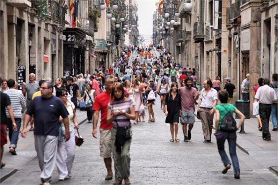 <p>Kişi başına düşen gelir: 30 bin 557 dolar</p>
