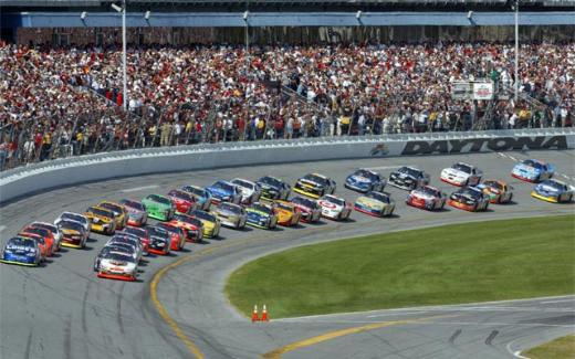 9- NASCAR NASCAR otomobil yarışı organizasyonunda sezonun başlangıç yarışı olan Daytona 500 marka değeri 95 milyon dolar.