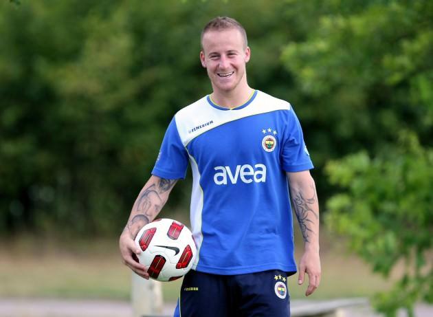 Miroslav Stoch (FB) Sabit ücret 1.750.000 avro - 3.981.250 TL - 597.187 TL - Maç başı: 15.000 avro - 1.023.750 TL - 153.562 TL - Toplam: 5.005.000 TL - 750.750 TL