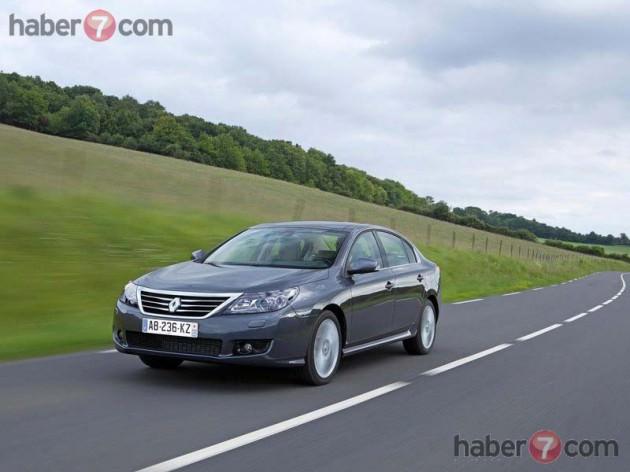 <p>2011 Renault-Latitude</p>