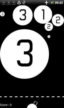 Friction Mobile:  Friction Mobile'da yapmanız gereken ateş ettiğiniz topu patlayana dek diğer toplarla vurmak. Dikkat etmeniz gereken ise topların size doğru sekerek yüzünüzde patlamaması.