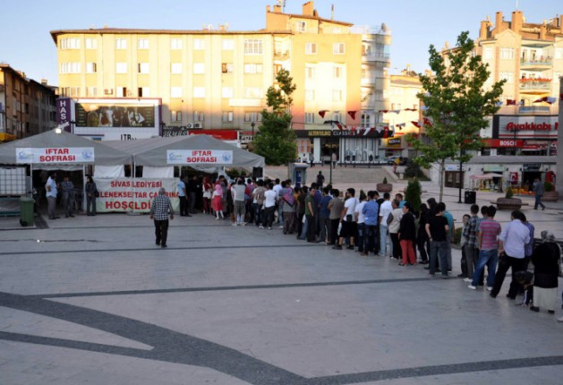 Türkiye'den  iftar manzaraları