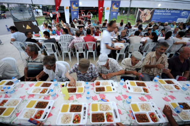 Türkiye'den  iftar manzaraları