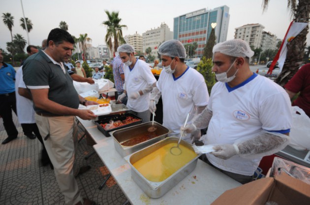 Türkiye'den  iftar manzaraları