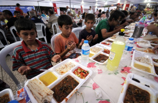 Türkiye'den  iftar manzaraları