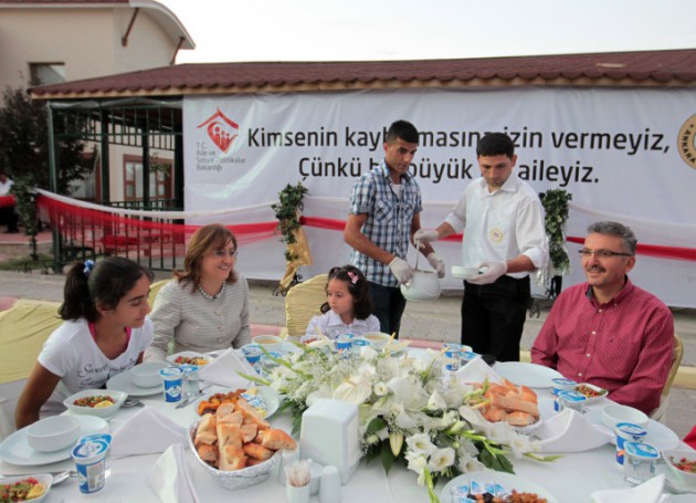 Türkiye'den  iftar manzaraları