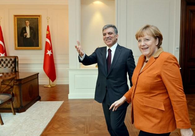 <p><span>Cumhurbaşkanı Gül, Almanya Şansölyesi Merkel’i ağırlarken…</span></p>