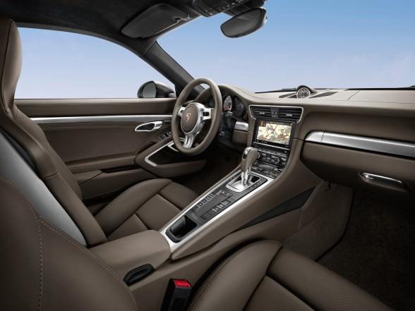 2013 Porsche 911 Carrera 4