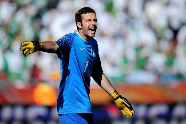 <p>Samir Handanovic (Slovenya)</p>
