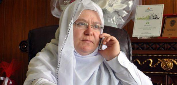 <p>7 Nisan - Eskişehir’de şalvar ve yaşmaklı belediye başkanı<br />
<br />
<a href="http://www.haber7.com/guncel/haber/1144528-minik-pamirden-geriye-bu-goruntuler-kaldi" target="_blank">HABERİ OKUMAK İÇİN TIKLAYIN</a><br />
<br />
</p>
<p> </p>