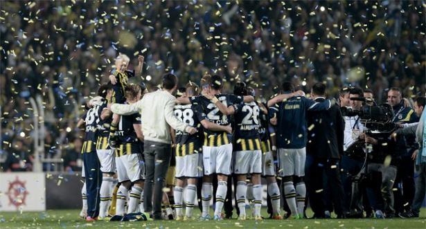 <p>18 Mayıs – 2013-2014 sezonu şampiyonu Fenerbahçe </p>
<p> </p>
