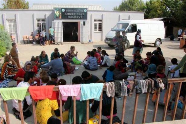 <p>1 Eylül – IŞİD’ten kaçan ezidiler Türkiye’ye sığındı </p>
<p> </p>