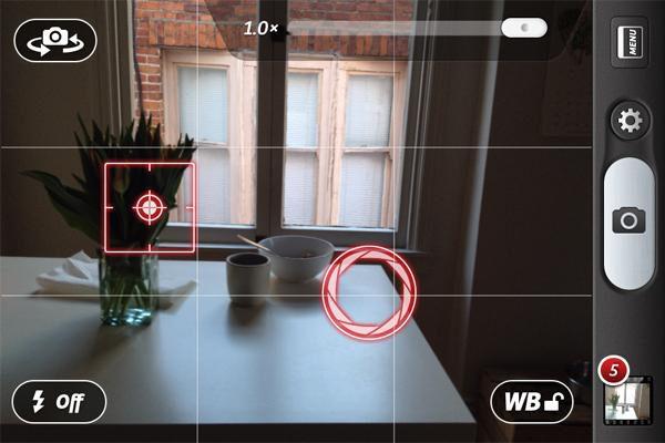 <p><strong>CameraPlus</strong></p>

<p>Başarılı bir fotoğraf düzenleme uygulaması...</p>
