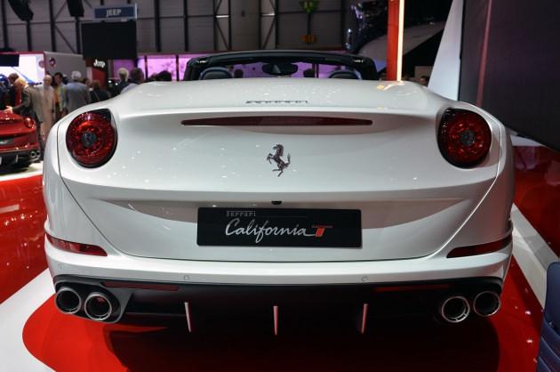 Türkiye'de Tofaş çatısı altındaki Fer Mas A.Ş. tarafından temsil edilen Ferrari ayrıca, 4 koltuklu ve 4 çeker sistemine sahip yenilikçi FF modelinin, konforu artırılmış ve Apple Carplay uygulaması entegre edilmiş yeni versiyonunu da fuarda tanıttı.