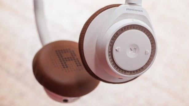 <p>Plantronics BackBeat Sense kulaklık</p>
