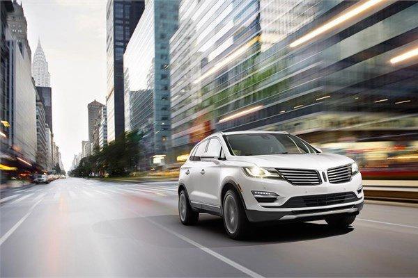 <p>Lincoln MKC</p>
