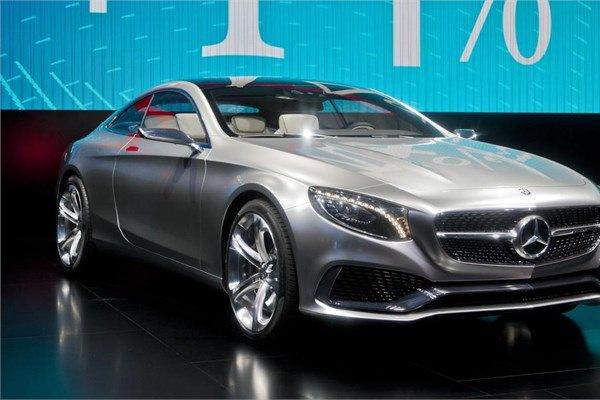 <p>Mercedes-Benz S-Class Coupe</p>
