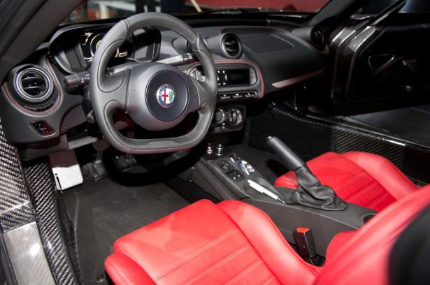 <p>Alfa romeo 4C Launch Edition</p>
