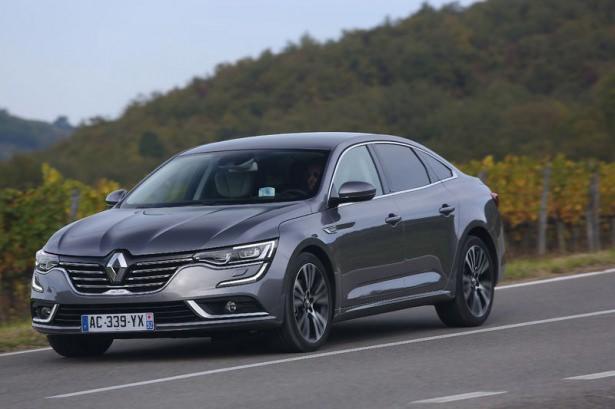 <p><span style="color:#FFD700"><strong>RENAULT </strong></span>- 96. 484 adet sattı</p>
<p> </p>