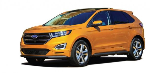 <p><strong>FORD EDGE</strong><br />
Audi Q5 ve BMW X3 gibi orta sınıf SUV'larla mücadele edecek olan Edge, yılın ikinci yarısında Türkiye'de olacak. 2,0 lt'lik dizel motoruyla bu sınıfın genel standartlarına uyumlu bir kalp taşıyan otomobilde Sync3 isimli gelişmiş multimedya sistemi görev yapacak.</p>
