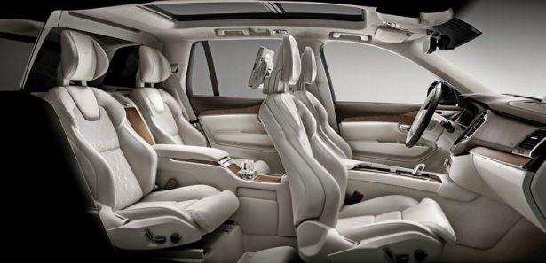 <p><strong>VOLVO XC90 EXCELLENCE</strong><br />
Bağımsız arka koltuklar, katlanabilir ön yolcu koltuğu gibi detaylarla lüks seviyesini yükselten İsveçli SUV, yaz sonunda Türkiye'de.</p>