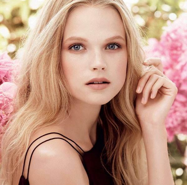 <p>8- Gabriella Wilde</p>
