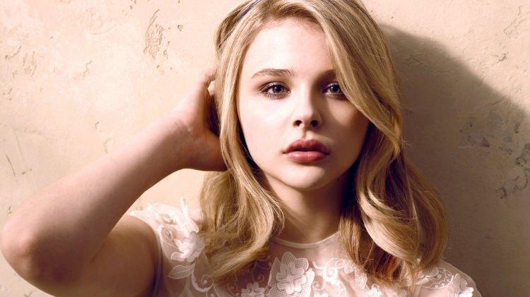 <p>12- Chloe Moretz</p>
