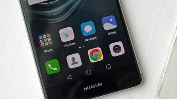 <p><strong>Huawei P9</strong><br />
<br />
Bellek: 3 GB RAM<br />
Kamera: 12 megapiksel</p>

