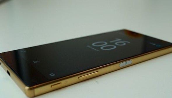 <p><strong>Sony Xperia Z5</strong><br />
<br />
Fiyatı: 1849 TL</p>
