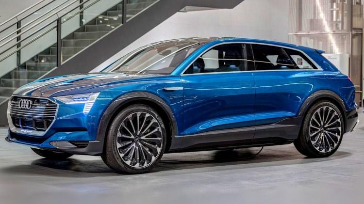 <p>Audi e-tron Quattro<br />
Çıkış tarihi: 2018 yaz</p>