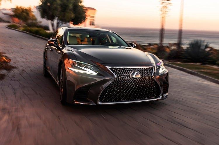 <p>Lexus LS<br />
Çıkış tarihi: 2018</p>
