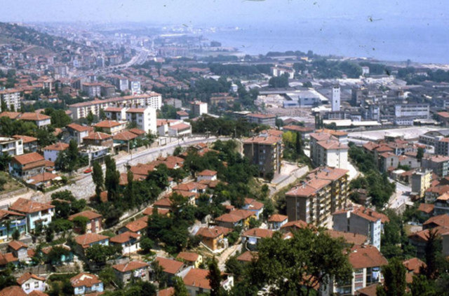 <p>Kırklareli<br />
<br />
Toplam satılan konut: 3.872<br />
Önceki yıl aynı dönem: 3.557</p>
