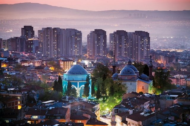 <p>Bursa<br />
<br />
Toplam satılan konut: 26.582<br />
Önceki yıl aynı dönem: 23.902</p>