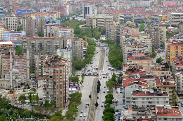 <p>Konya<br />
<br />
Toplam satılan konut: 18.543<br />
Önceki yıl aynı dönem: 16.000</p>