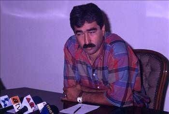 <p>Samet Aybaba</p>
