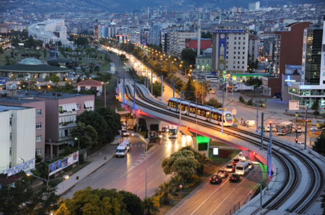 <p>Samsun<br />
<br />
Toplam satılan konut: 11.511<br />
Önceki yıl aynı dönem: 10.703</p>