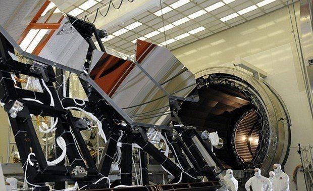 <p>Yer operasyonu ve teleskop arasındaki bağlantıyı başarı ile test eden NASA, proje için mutlu sona bir adım daha yaklaştı.</p>

<p> </p>
