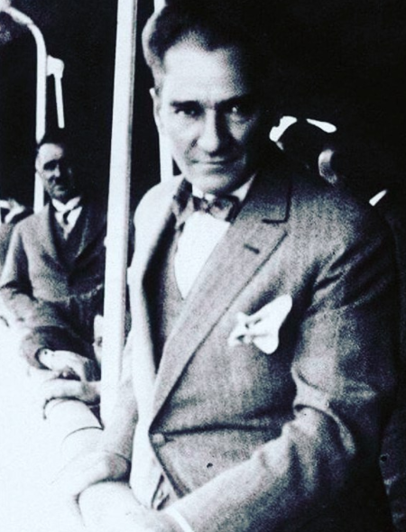 <p><strong>Ahmet Kural</strong></p>

<p> </p>
