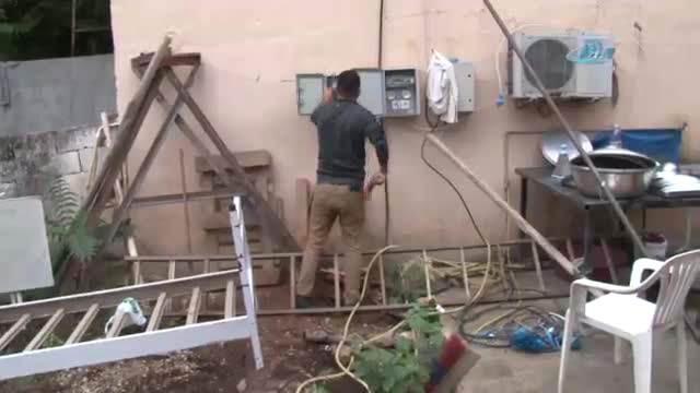 <p>Ahit sandığı, içinde Hz. Harun ve Hz. Musa’nın eşyaları ile on emrin yazıldığı taş levhaların muhafaza edildiği, çok değerli ve gizemli bir sandık.</p>