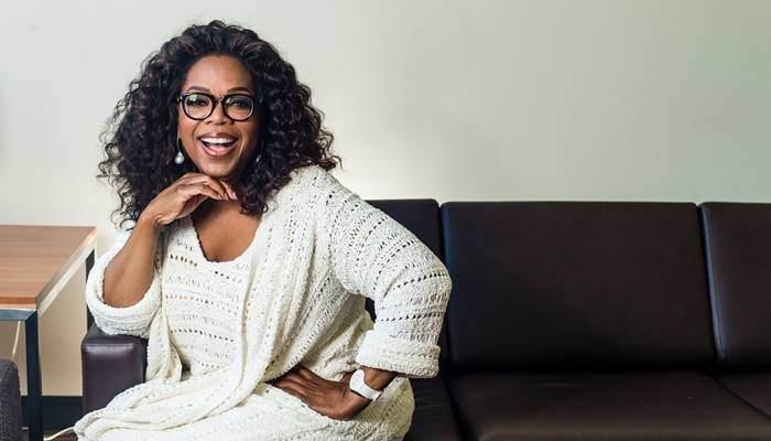 <p>21. Oprah Winfrey<br />
Yaş: 63<br />
Ülke: ABD<br />
Kategori: Medya ve Eğlence</p>