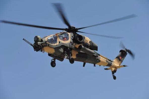 <p>Helikopter, ayakta durmaya elverişli geniş kabinli, arkadan rampa kapağı olan ve katlanabilir iniş takımları bulunacak şekilde operasyonel gereksinimler göz önünde bulundurularak tasarlanacak. 10 Ton Sınıfı Genel Maksat Heli̇kopteri̇, 20'den fazla personel kapasitesine, 170 knot azami hıza ve bin kilometre menzile sahip olacak şekilde donatılacak.</p>

<p> </p>
