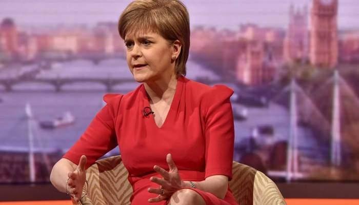 <p>42. Nicola Sturgeon<br />
Yaş: 47<br />
Ülke: Birleşik Krallık<br />
Kategori: Politika</p>

