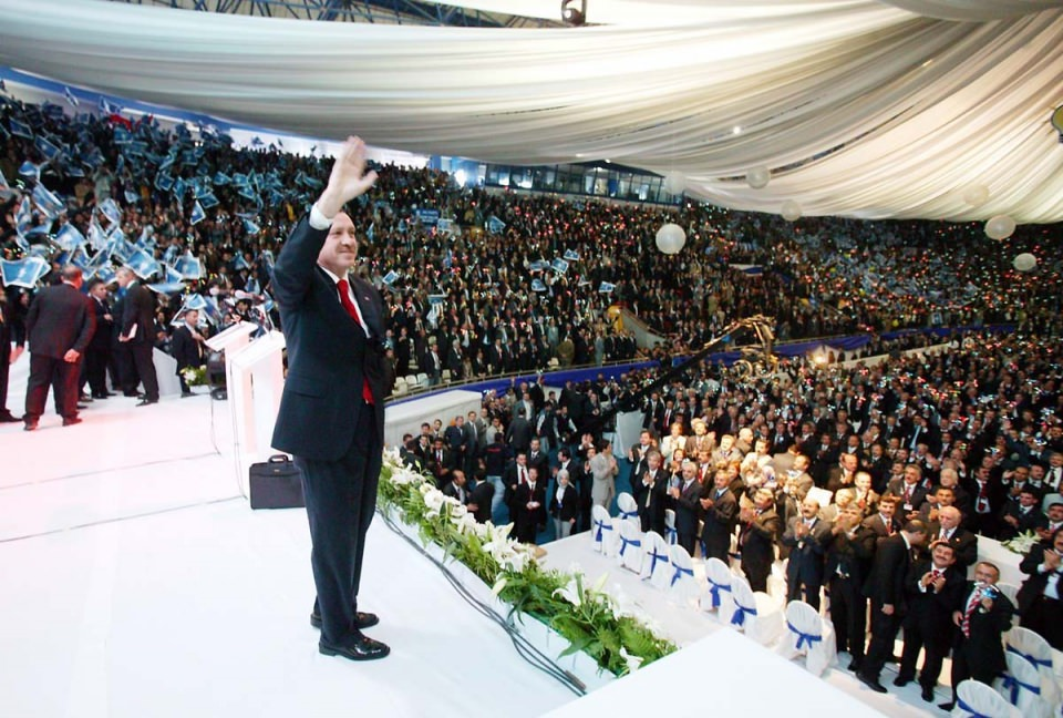 <p>Ak Parti Kongresi Aski Spor Salonu'nda yapıldı.<br />
<br />
- 18 Oca 2005</p>