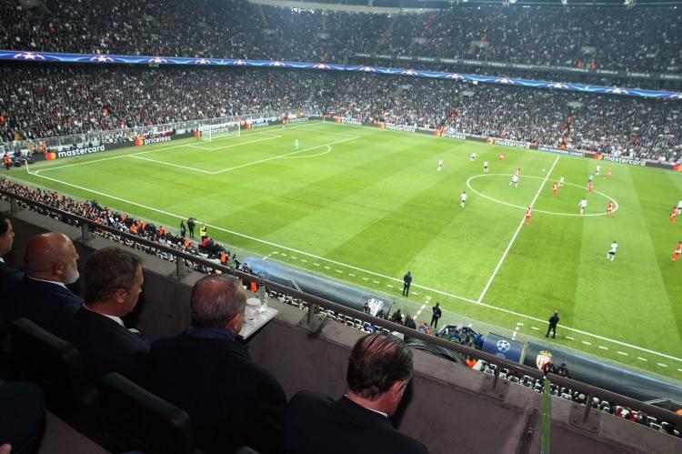 <p>Cumhurbaşkanı Recep Tayyip Erdoğan, UEFA Şampiyonlar Ligi'nde Beşiktaş ile Fransa temsilcisi Monaco arasında Vodafone Park'ta oynanan karşılaşmayı izledi.</p>

