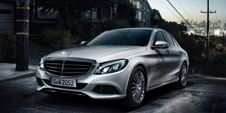 <p>Marka: MERCEDES-BENZ</p>
<p>Model: C SERİSİ</p>
<p>Toplam Satış: 7126</p>