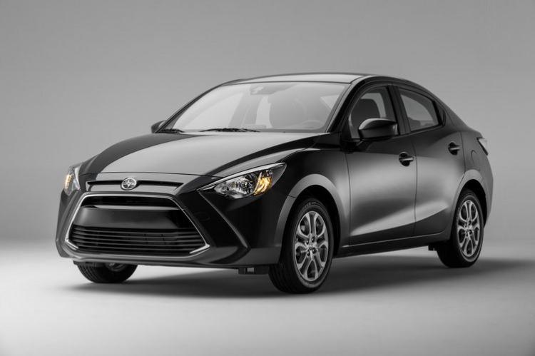 <p>Marka: TOYOTA</p>

<p>Model: YARIS</p>

<p>Toplam Satış: 2038</p>
