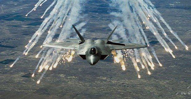 <p>Tek koltuklu ve çift motorlu olan bu savaş uçağı; Lockheed Martin tarafından yalnızca ABD Hava Kuvvetleri için geliştirilmiştir.</p>

<p> </p>
