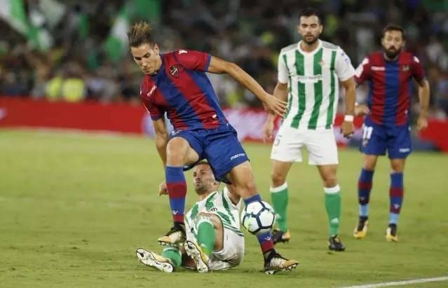 <p>Alex Alegria (Levante)</p>
