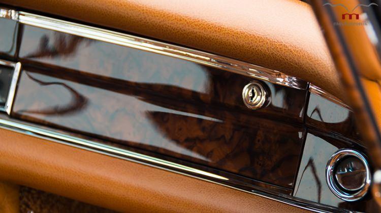 <p>5.5 litrelik motorun ürettiği gücü ise tekerleklere 7 ileri otomatik şanzıman aktarıyor.<br />
<br />
Otomobilde ABS fren sistemi de unutulmamış.</p>