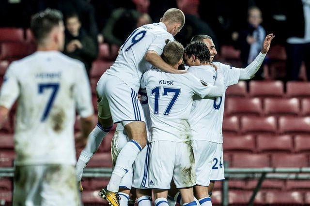 <p>- KOPENHAG: 8 PUAN</p>
<p>- MIDTJYLLAND: 5,5 PUAN (Elendi)</p>
<p>- Lyngby: 4,0 PUAN (Elendi)</p>
<p>- Brondby: 1,5 PUAN (Elendi)</p>